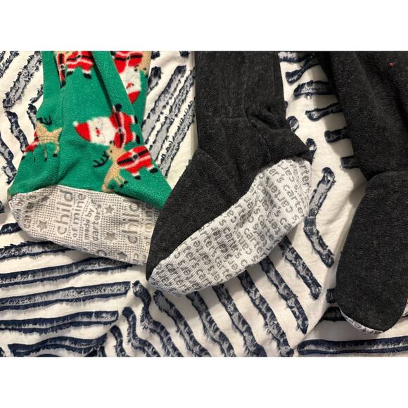 3 pairs of fleece winter Santa dogs penguin holiday pajamas pjs  5T - Picture 2 of 5